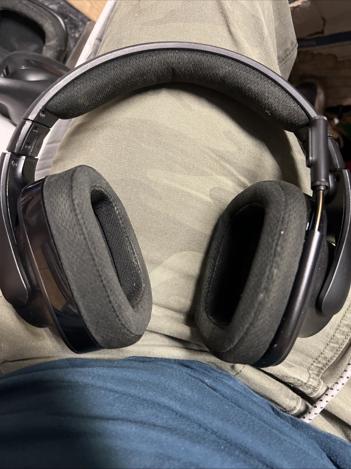 Logitech G533 Wireless Gaming Headset – Black *Dongle is not include*.