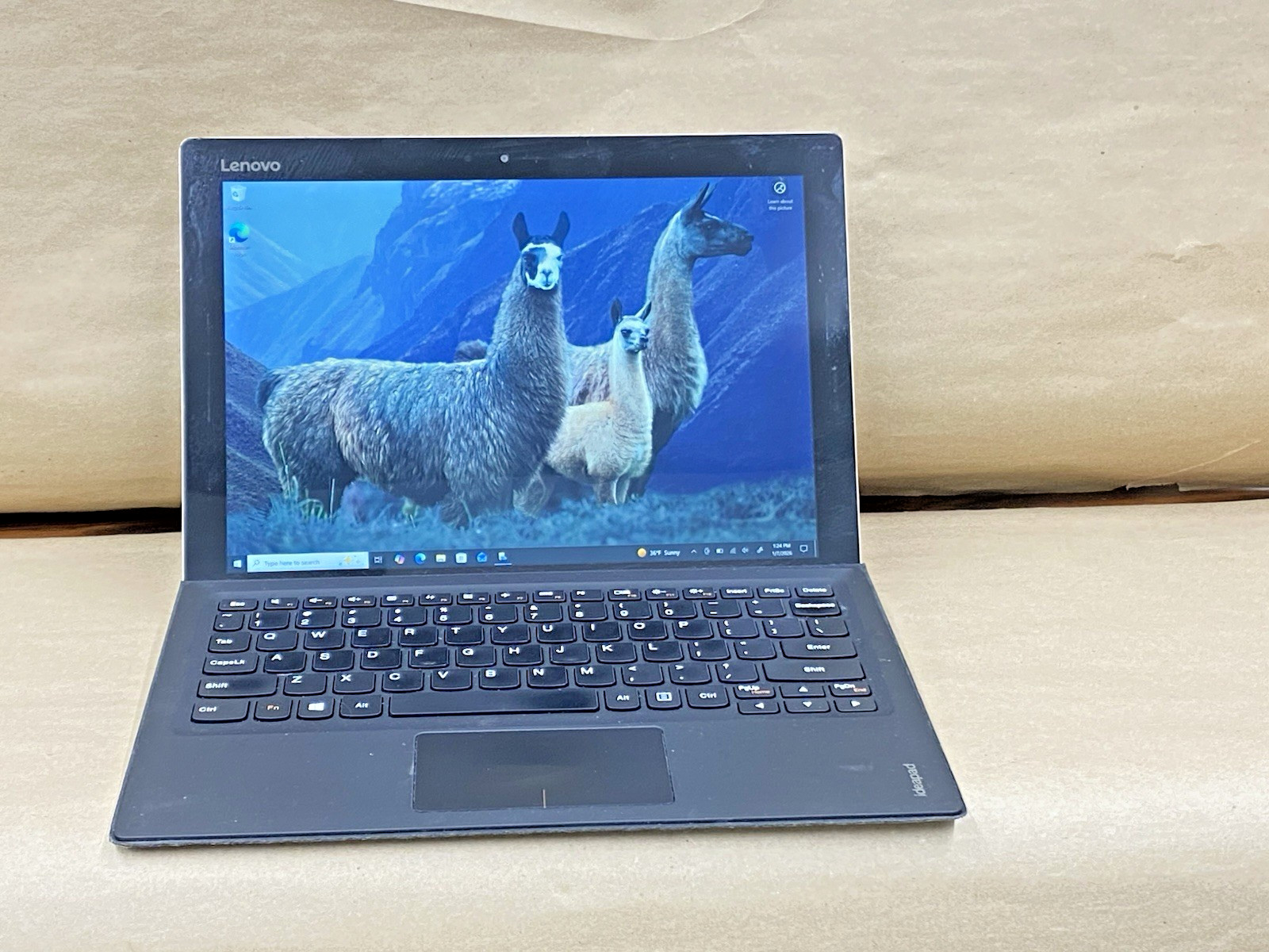 Lenovo 80QL - 12" 2160*1440 - m5-6Y54 - 4GB - 128GB SSD - Win 10 Pro