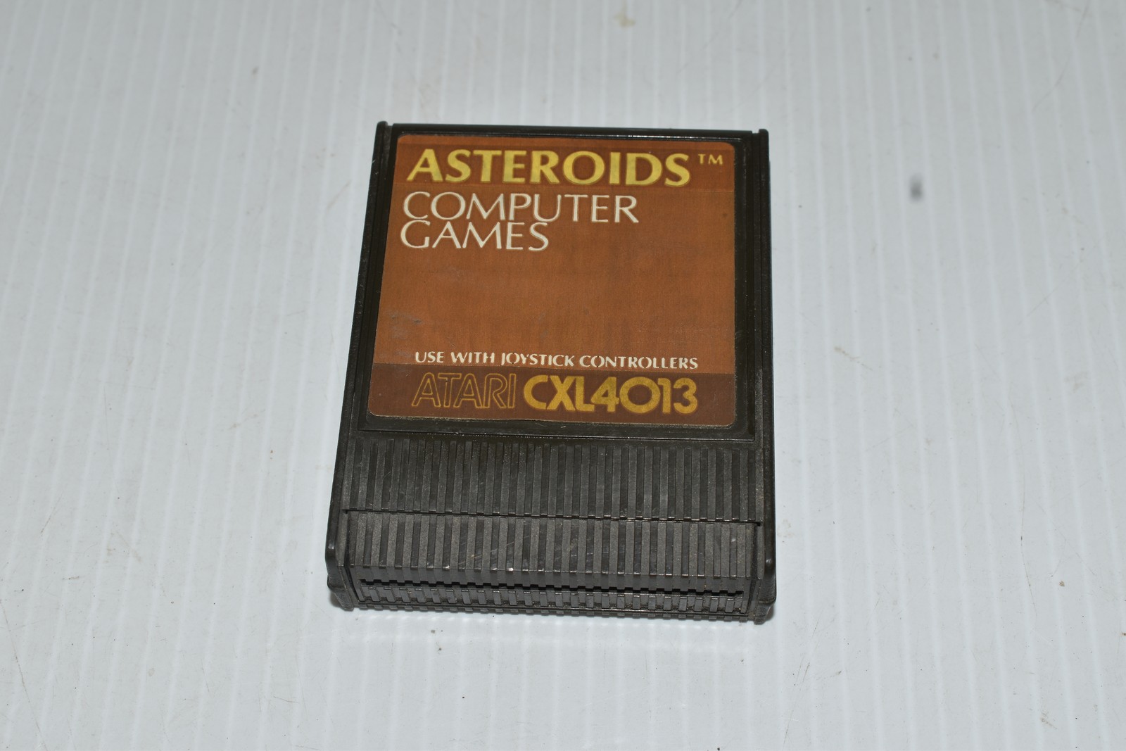 ASTEROIDS  Atari 400/800/XL/XE Game cartridge  (BGH19)