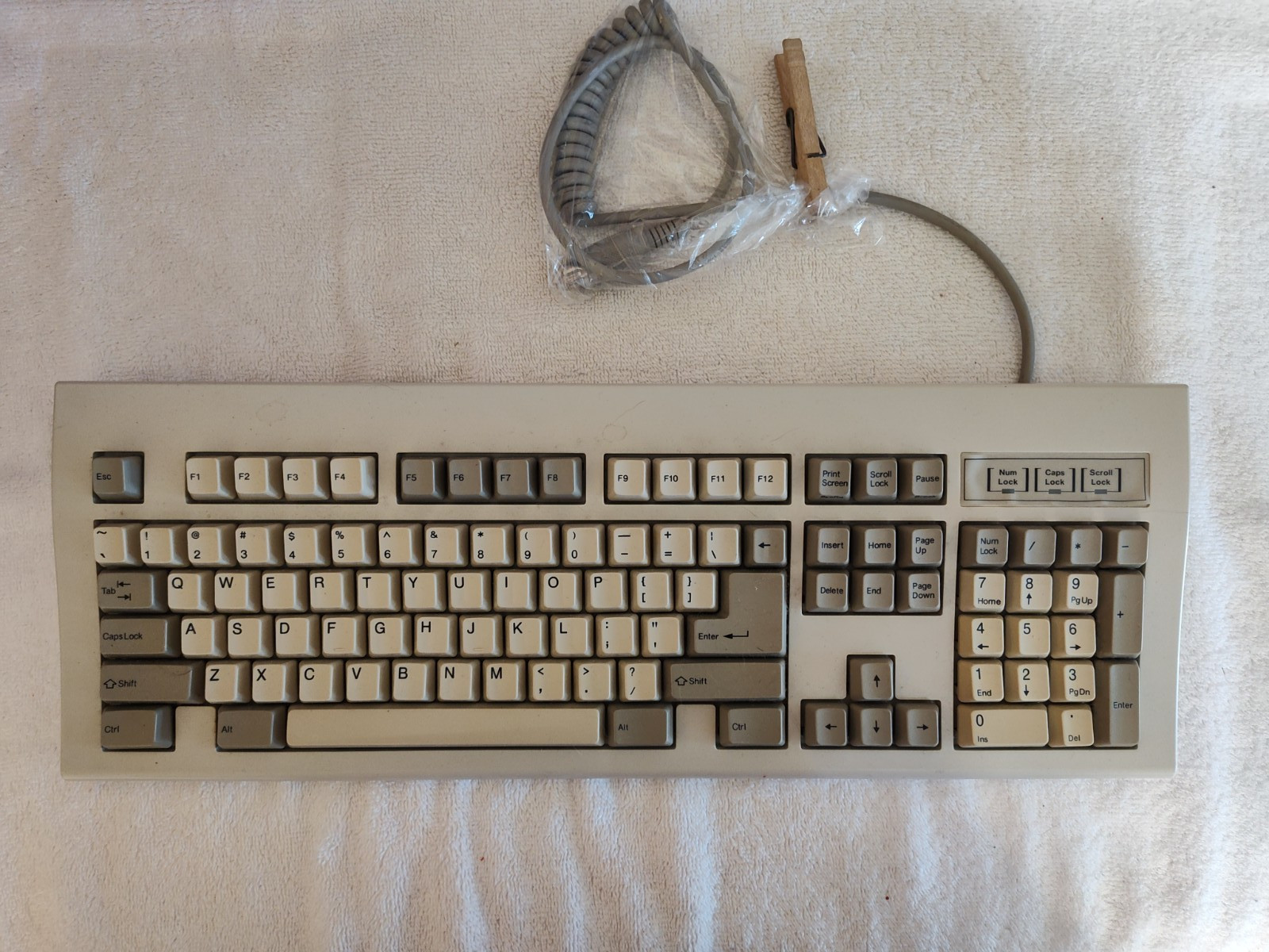 Vintage Chicony KB-5311 Mechanical Keyboard - Beige PS/2 Wired - Retro Computing