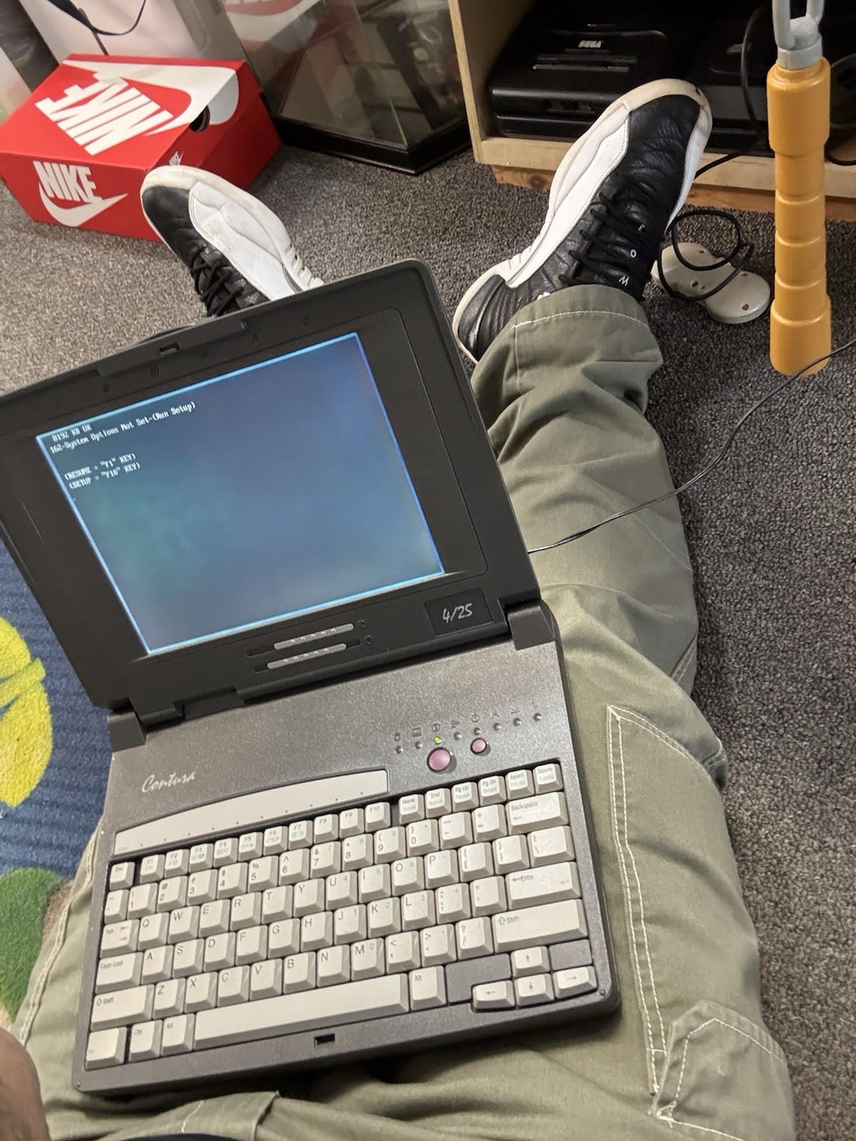 Very Rare Compaq Contura Laptop 4/25 2820D Series Works And Mouse