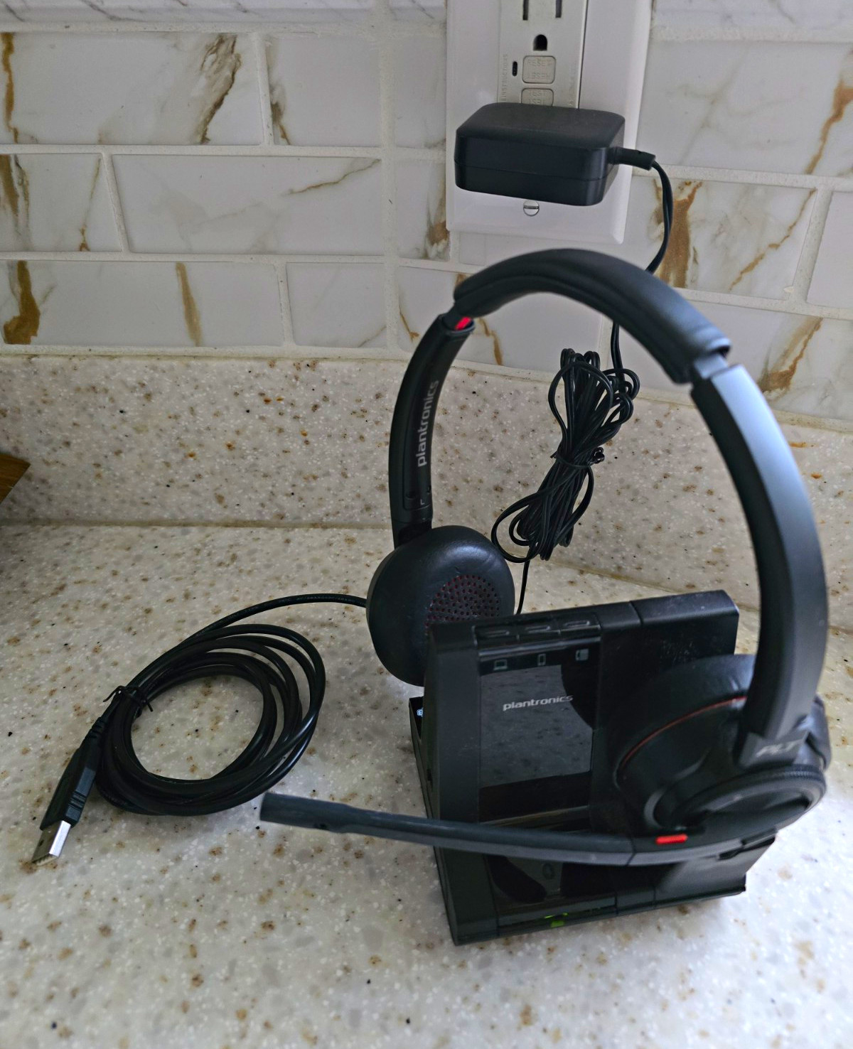 Plantronics W8200B DECT Wireless USB Headset w/ Base, Dual, Boom Mic