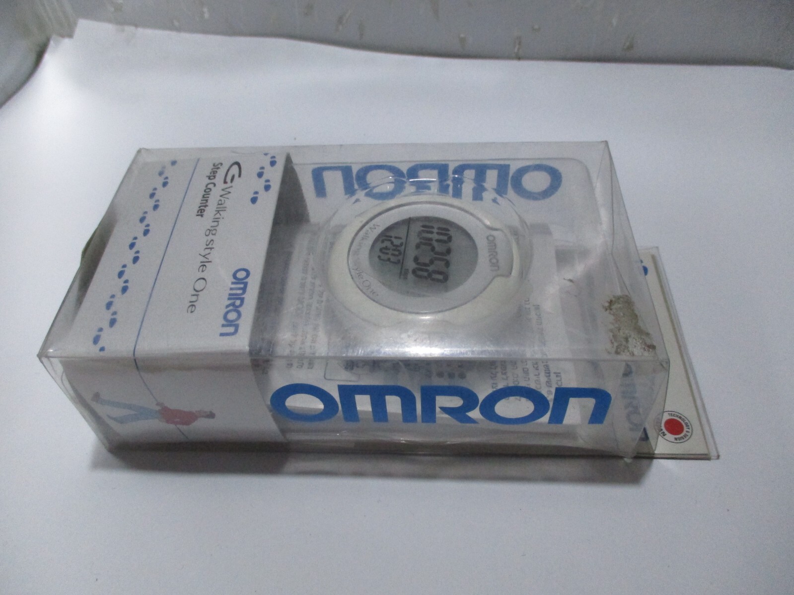 OMRON HJ-152W-E WALKING STYLE ONE STEP COUNTER