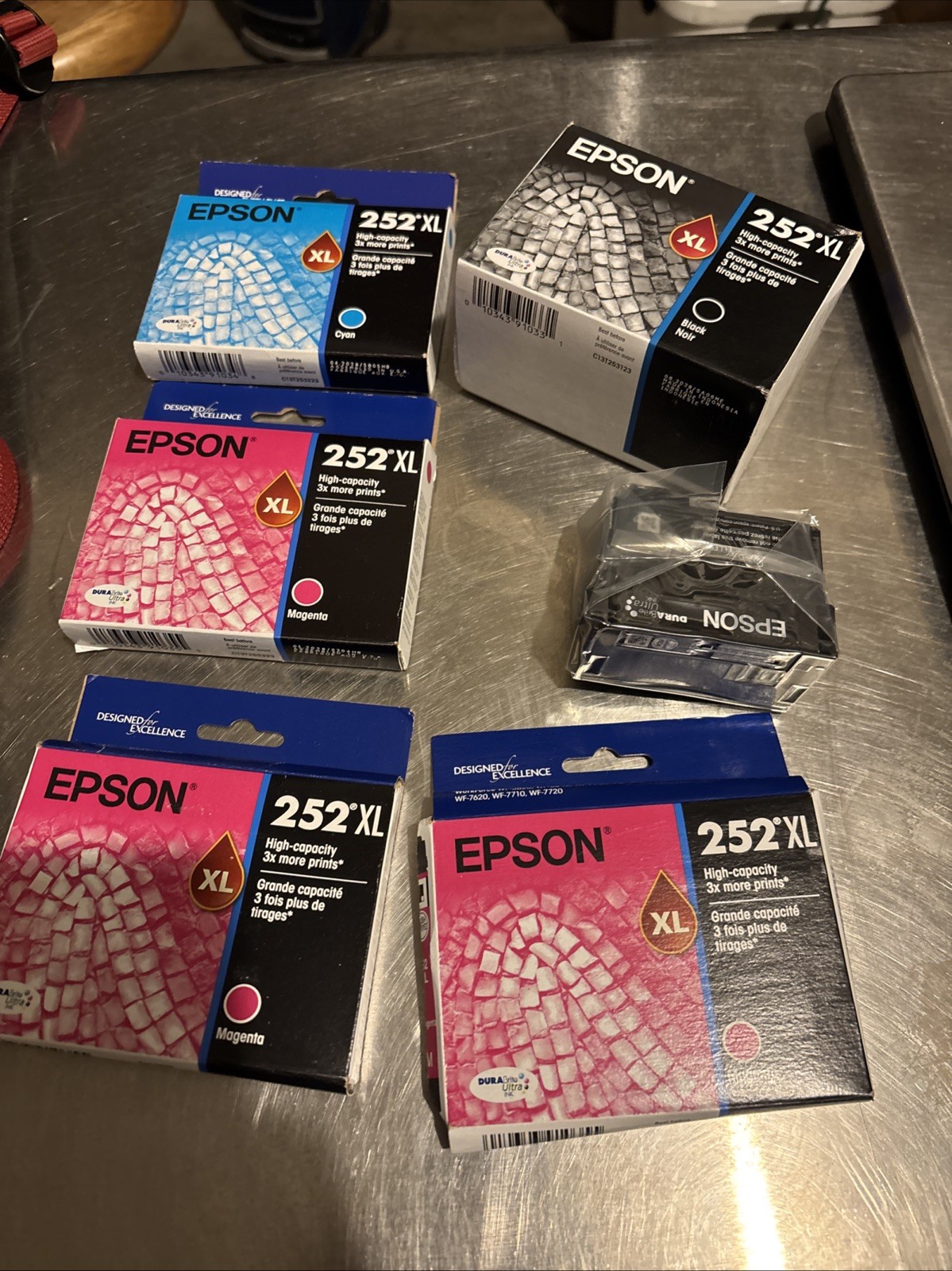Lot of 6 2-Epson 252XL Black ,3- 252xl Magenta,1-252xl Cyan Exp 2028