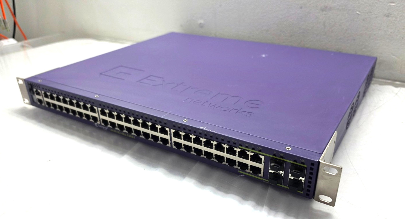 Extreme Networks X440-G2-48P-10GE4 48-Port PoE+ 8x 1G SFP Ethernet Switch