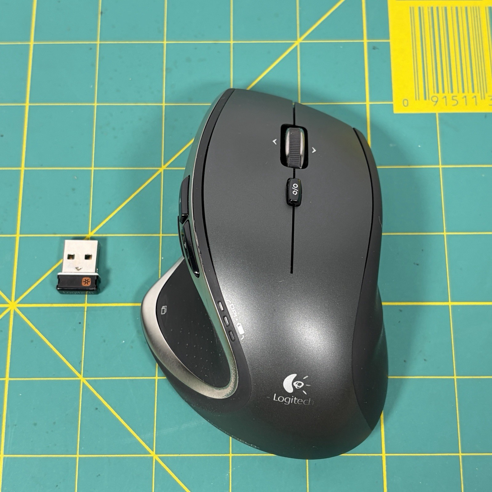 Logitech Performance MX Wireless Laser Mouse Darkfield USB Receiver Tested