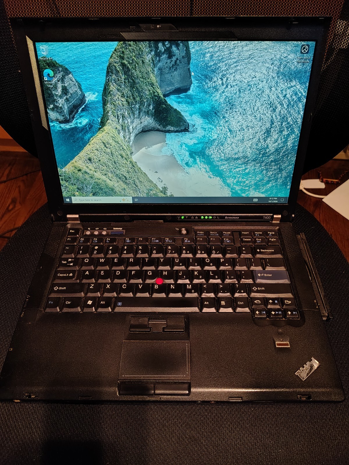 Thinkpad T400 Laptop 2.53 GHz Core 2 Duo 2GB RAM 80GB HDD No OS