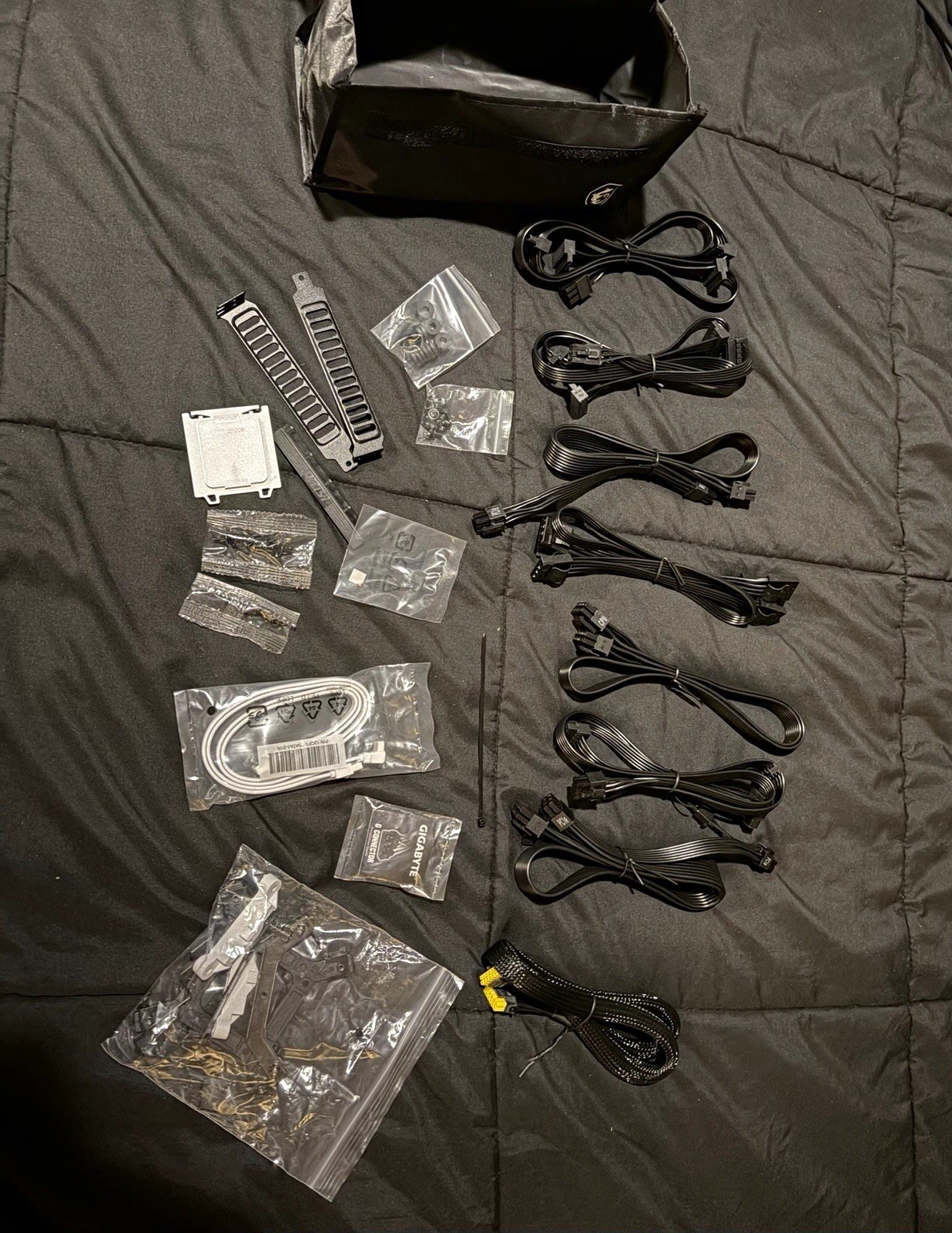 MSI Modular Power Supply Cable Set, Computer Power Cables Kit w/ Case Black