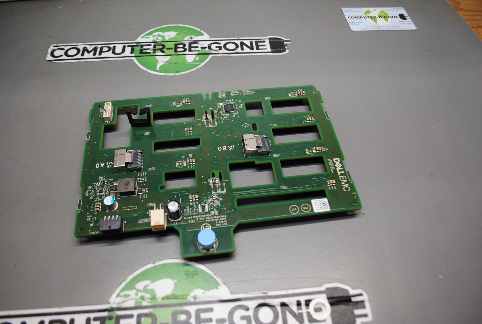 Dell PowerEdge T340 T440 LFF Drive Backplane Board PN V0RX3 