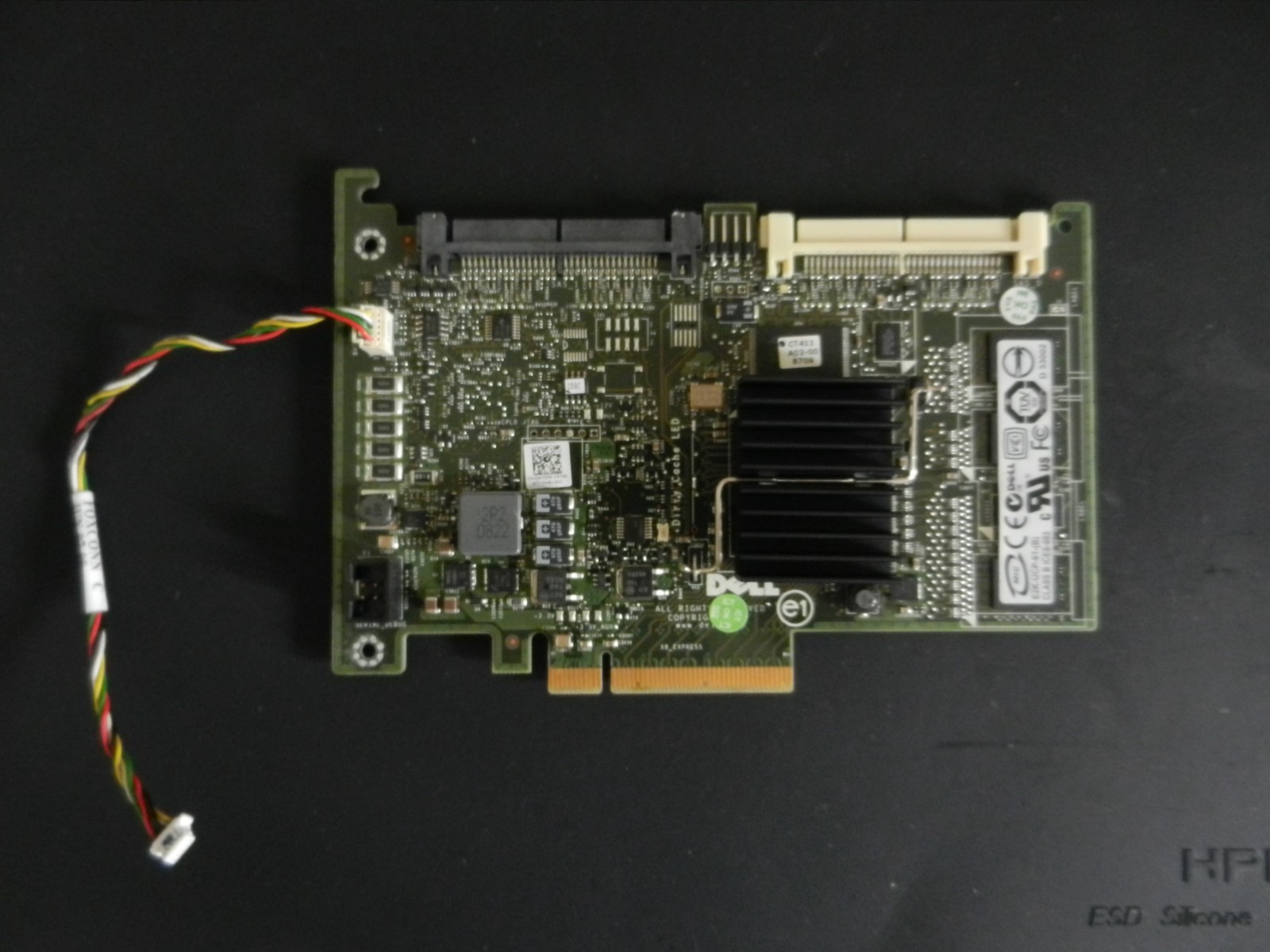 Dell  Poweredge Server 2950 PERC 6/i RAID Controller E2K-UCP-61-(B)
