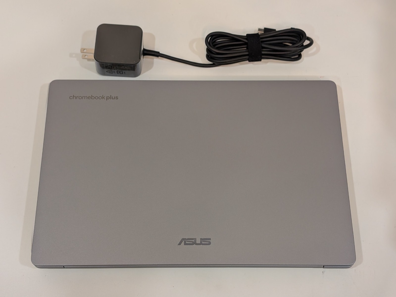 ASUS Chromebook Plus CX14 14 inch Core 3-N355 8GB RAM 128GB eMMC Intel UHD