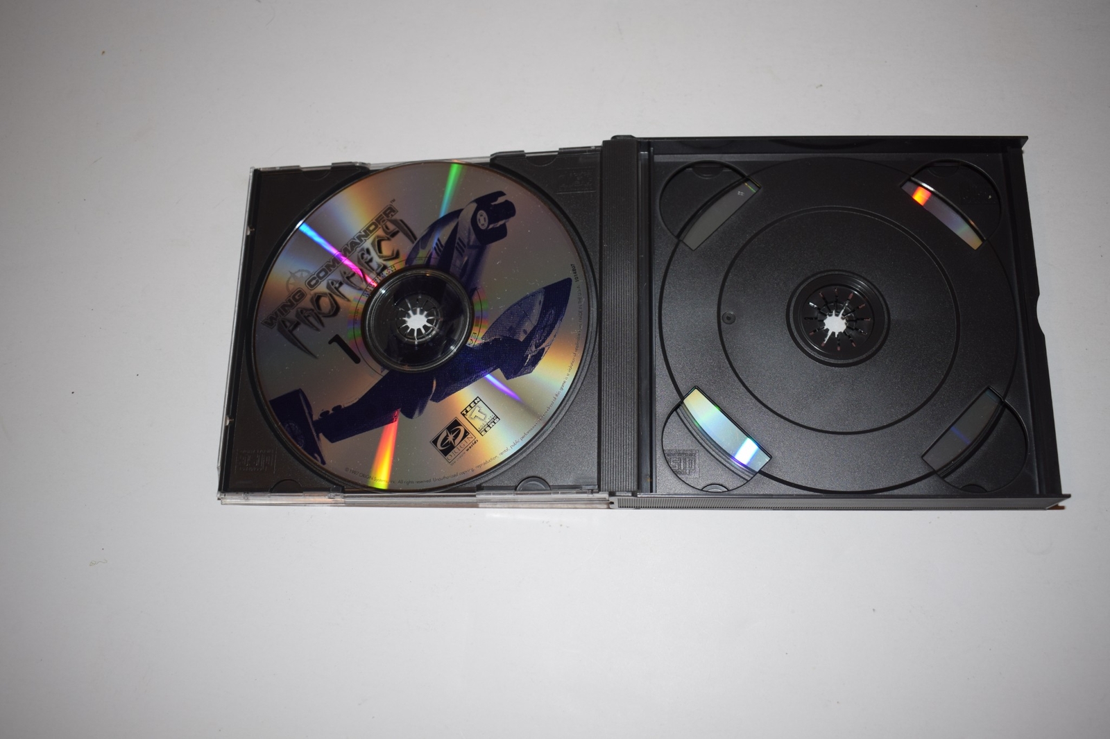 Wing Commander: Prophecy - 1997 PC Game 3 Disk Set  PC GAME  (MVY88)