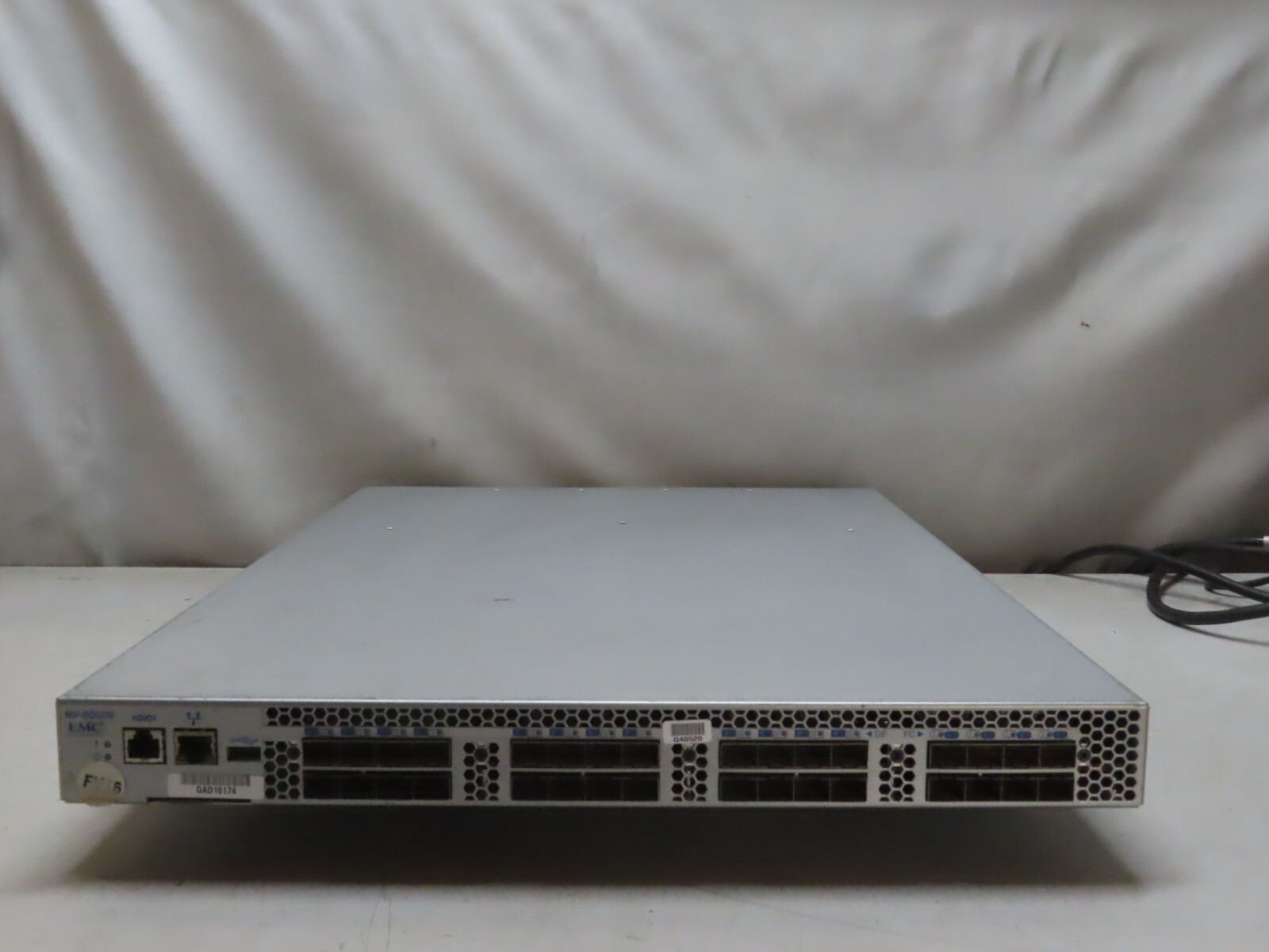 Brocade EMC MP-8000B FCOE Switch EM-8000-0008