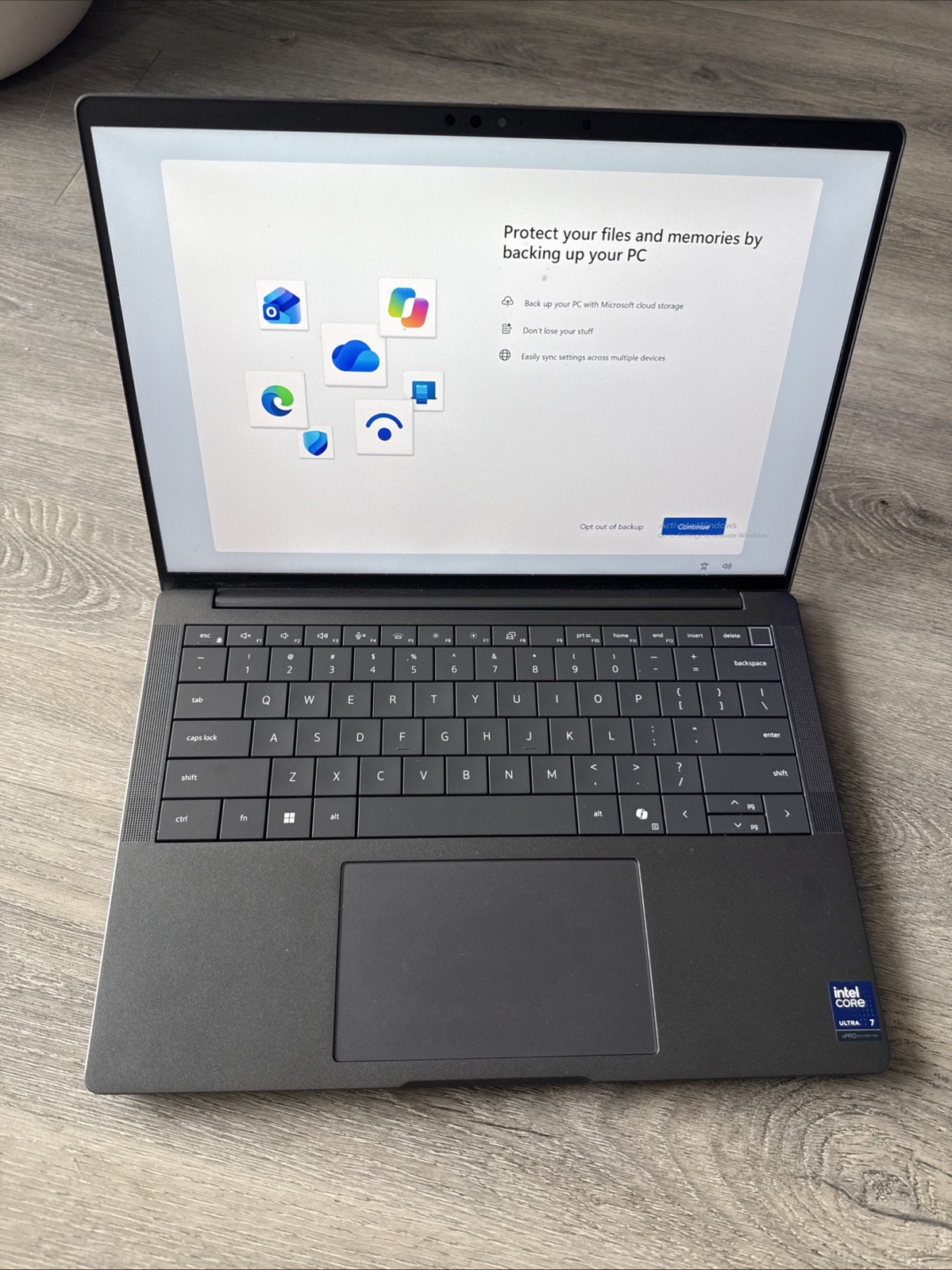 Dell Pro 14 Premium, Intel Ultra 7,Intel Arc 140V GPU(16GB) 32GB RAM, 1TB HD SSD