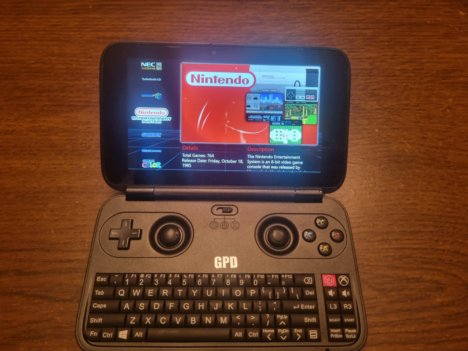GPD Win Atom x7-8700 4GB Ram storage 64gb plus extras, 128gb flash drive