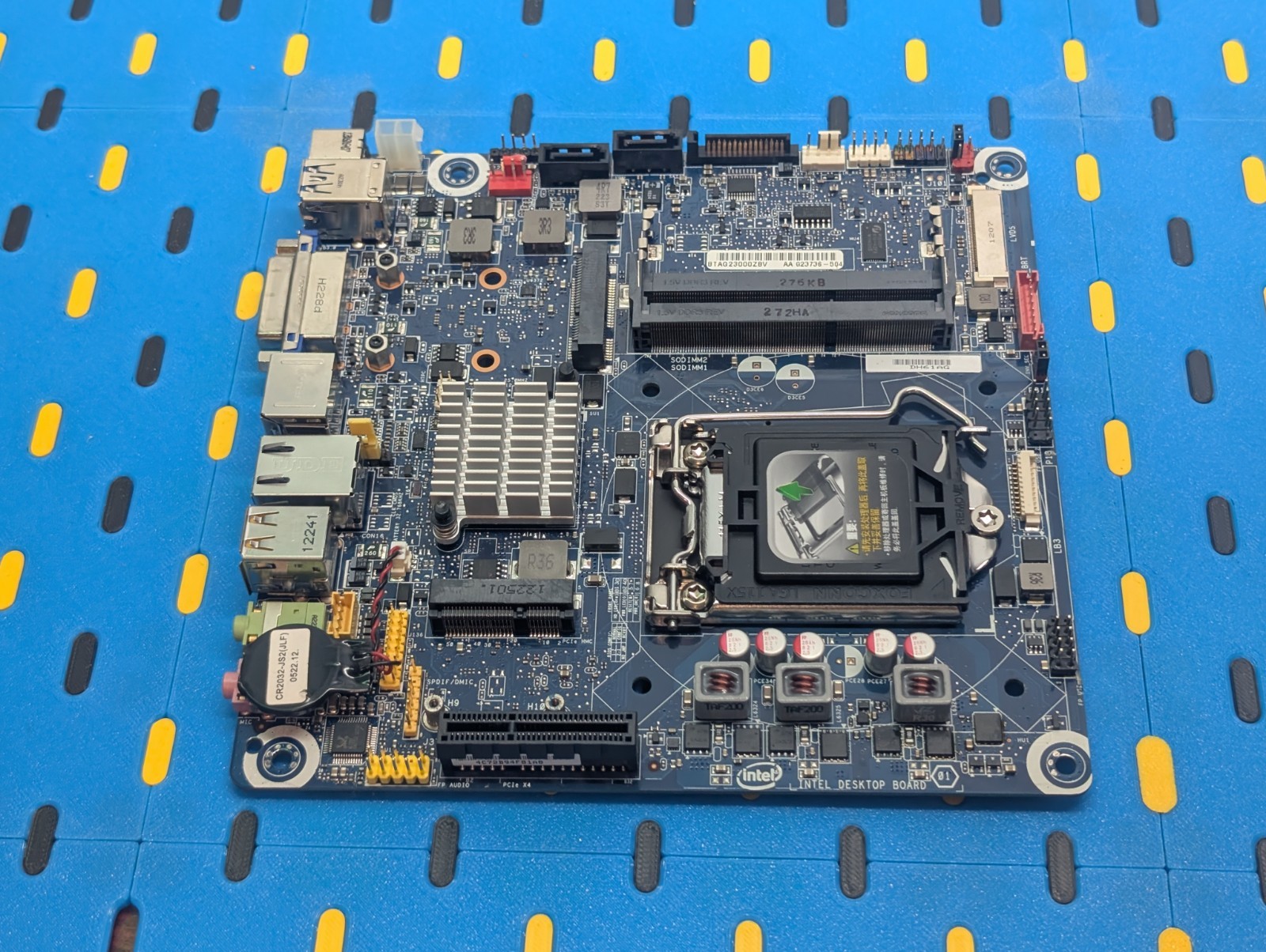 Intel DH61AG LGA 1155/Socket H2 DDR3 SODIMM Desktop Motherboard