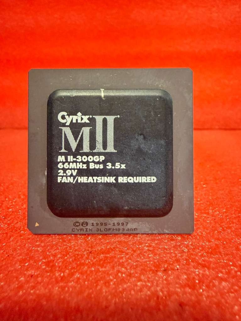 Cyrix CPU MII -300 GP 66mhz bus 3.5x2.9v