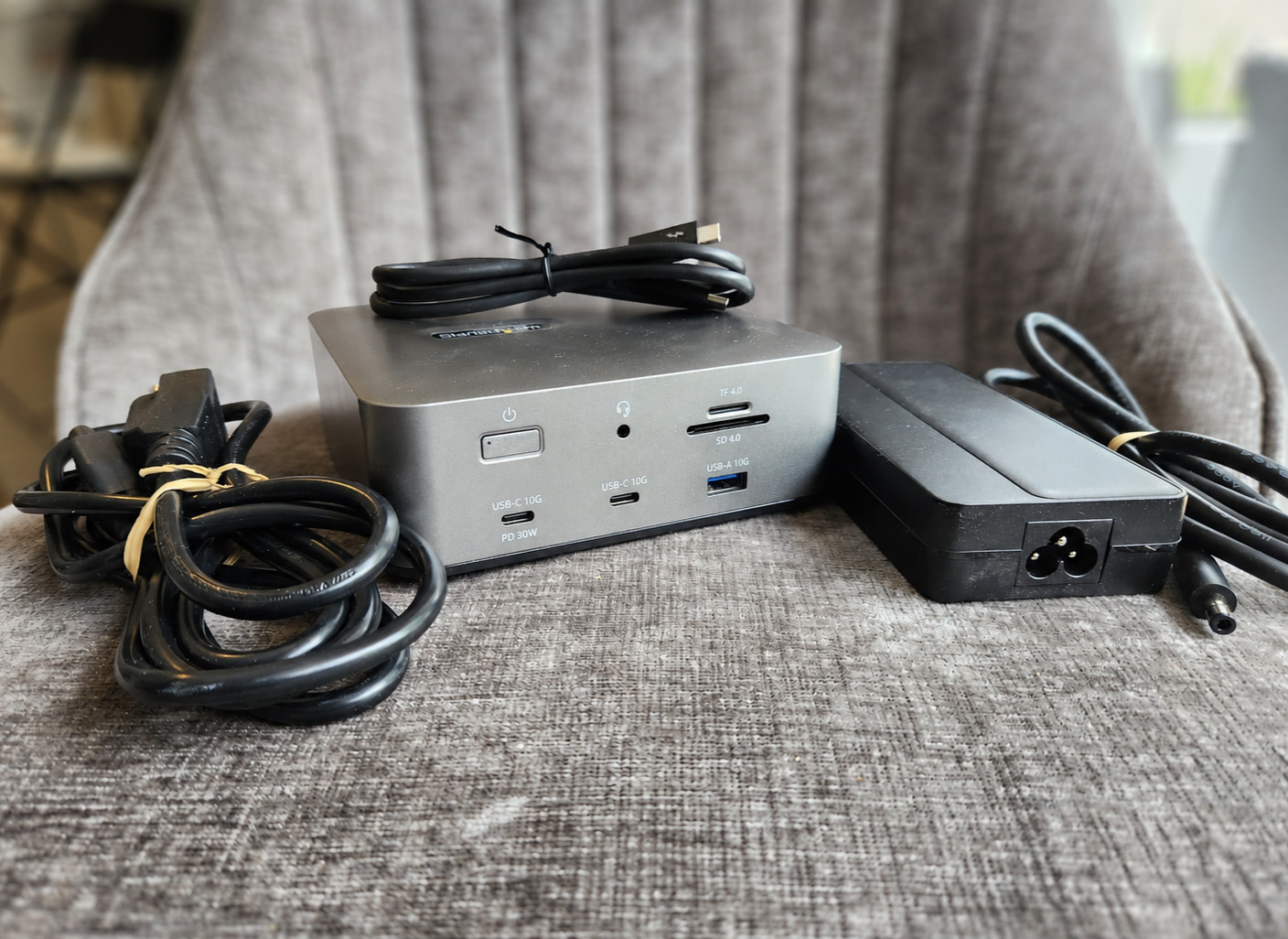 StarTech Thunderbolt 5 Docking Station - DP/HDMI - Triple Monitor Dock up to 4K
