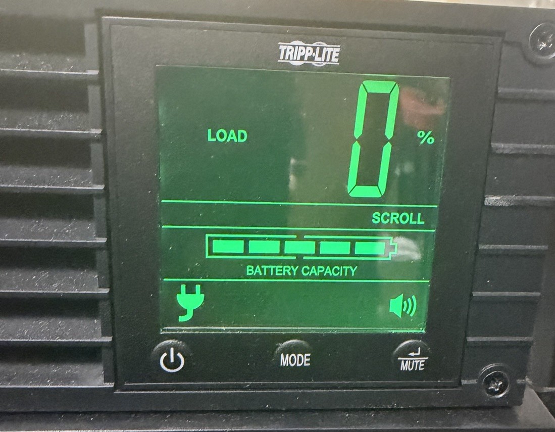 Tripp Lite SMART2200RMXL2U 2200VA 1920W 2U UPS LCD Tested No Battery Rack Kit