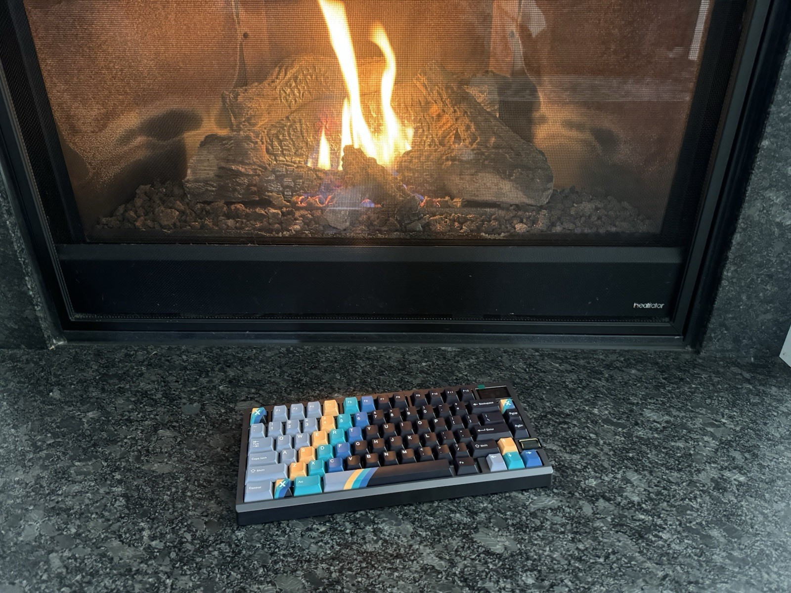 It’s Fire 🔥 Zoom75 Tiga w Screen - Gun Metal Gray