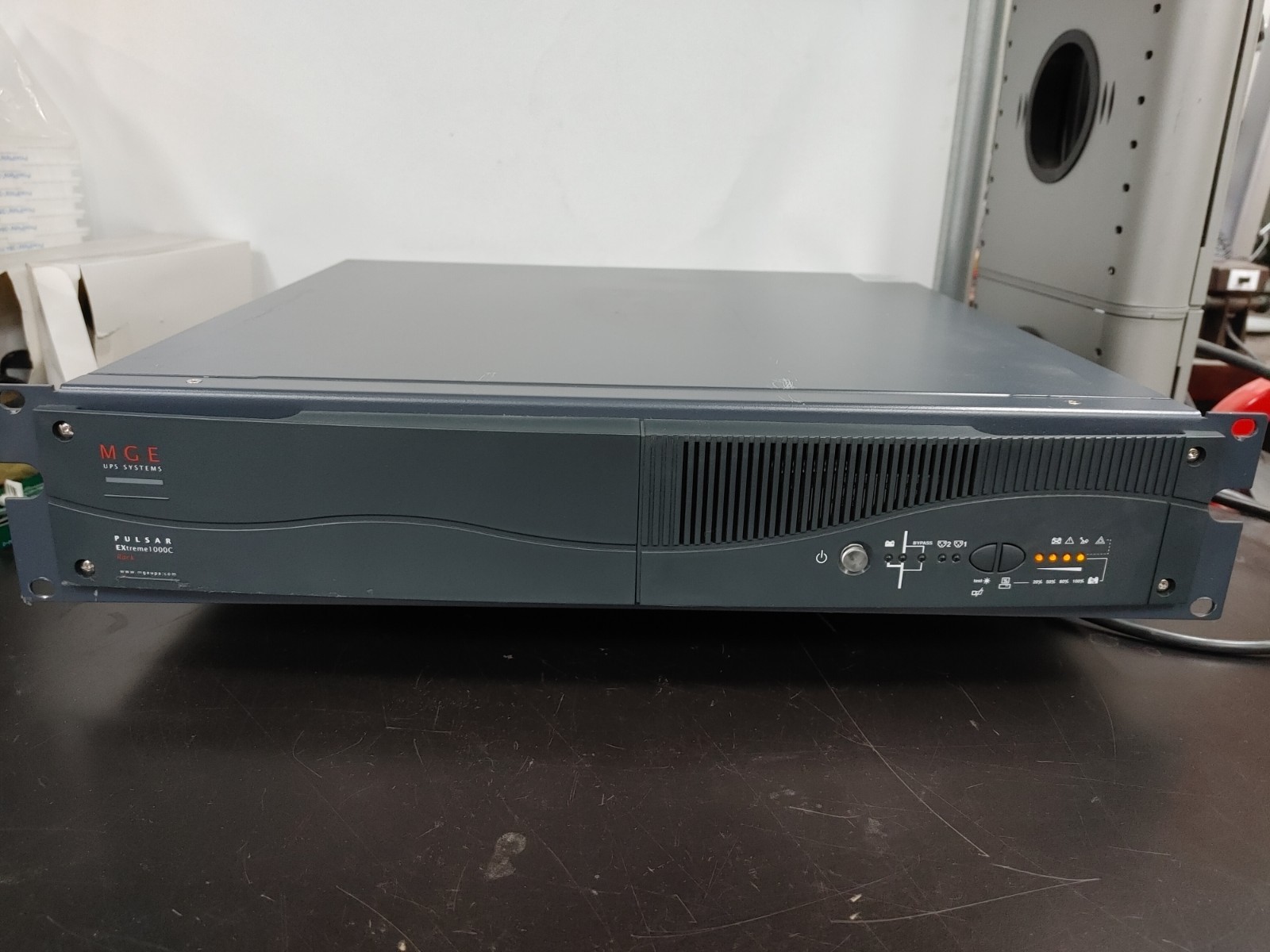 MGE UPS SYSTEMS PULSAR EXTREME 1000C Rack UPS Uninterruptible Power Supply