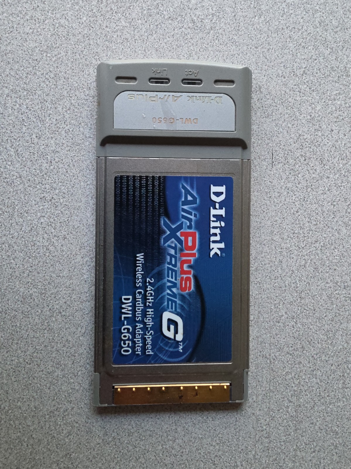 D-Link (DWL-G650) Air Plus Xtreme G 2.4GHz High-Speed Wireless Cardbus Adapter 