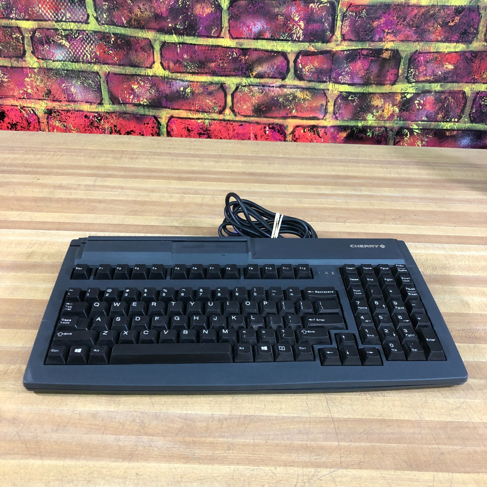 Cherry G81-7000LPDUS-2 P2/2 Keyboard w/Card Reader Cherry MY Switches (WORKS)