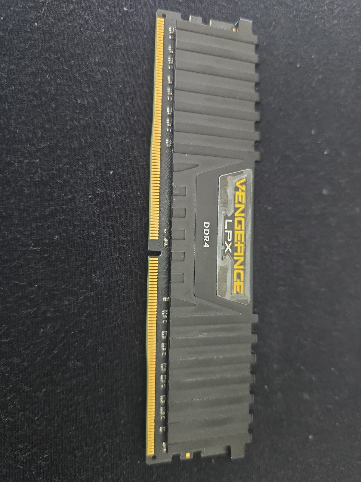 Corsair Vengeance LPX 4GB (1x4GB) RAM DDR4 2400MHz CMK4GX4M1A2400C16 WORKING