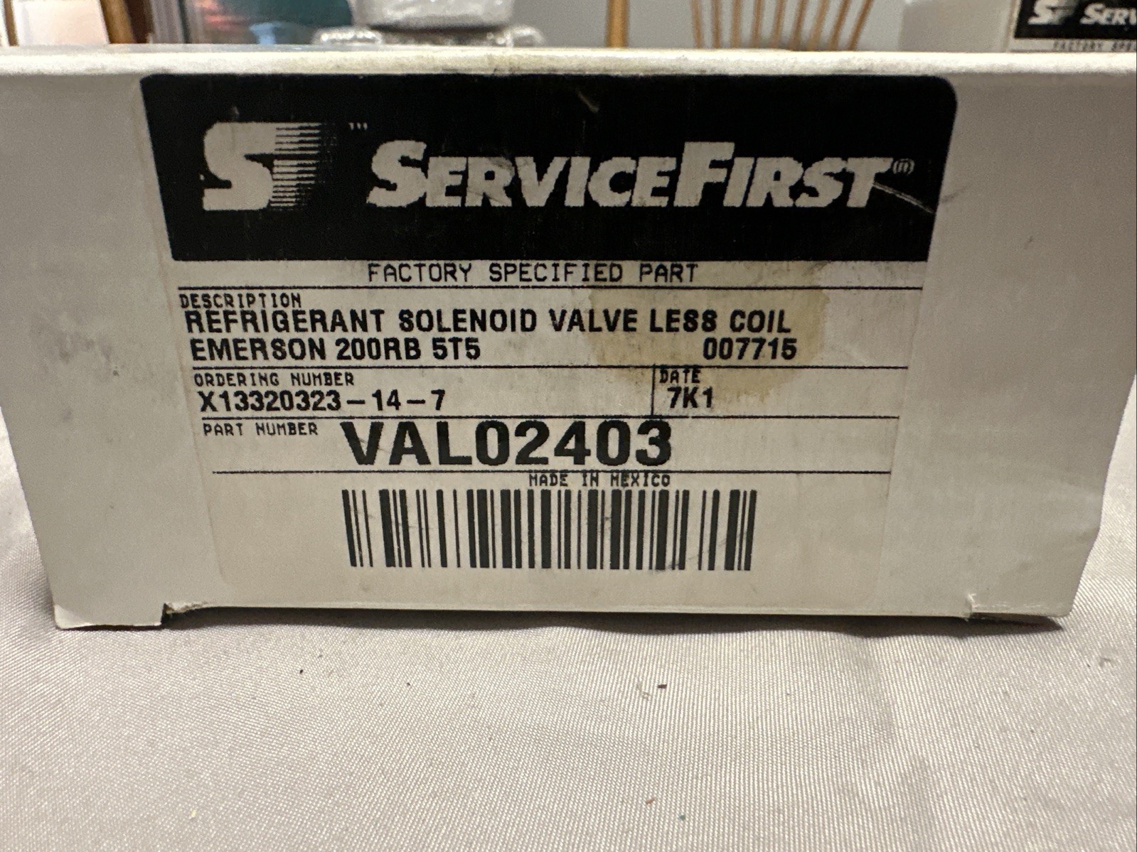 1PCS New Load/unload solenoid valve VAL02403 screw machine return solenoid valve