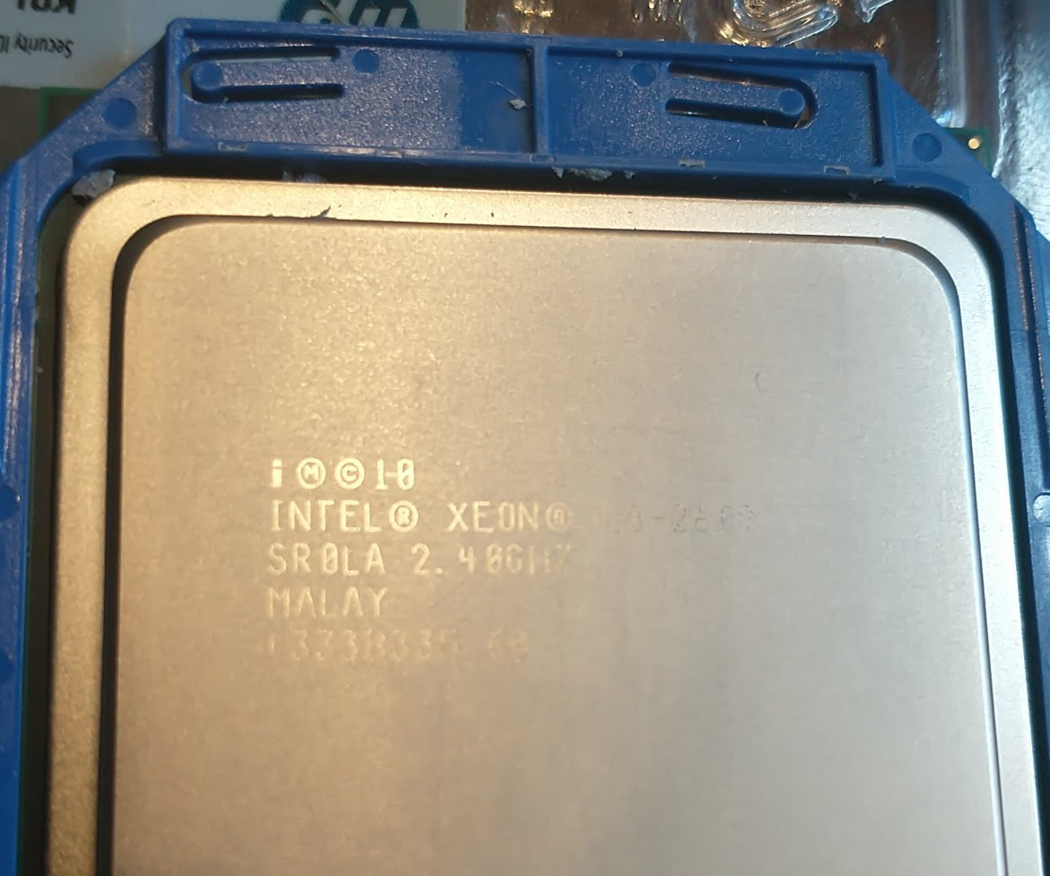 Intel 1 Xeon Processor E5-2609 10M 2.40 GHz LGA 2011/Socket R