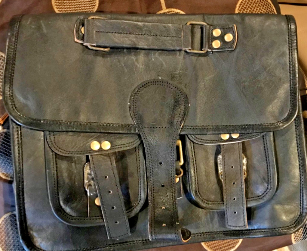 11 x 13 black leather messenger bag