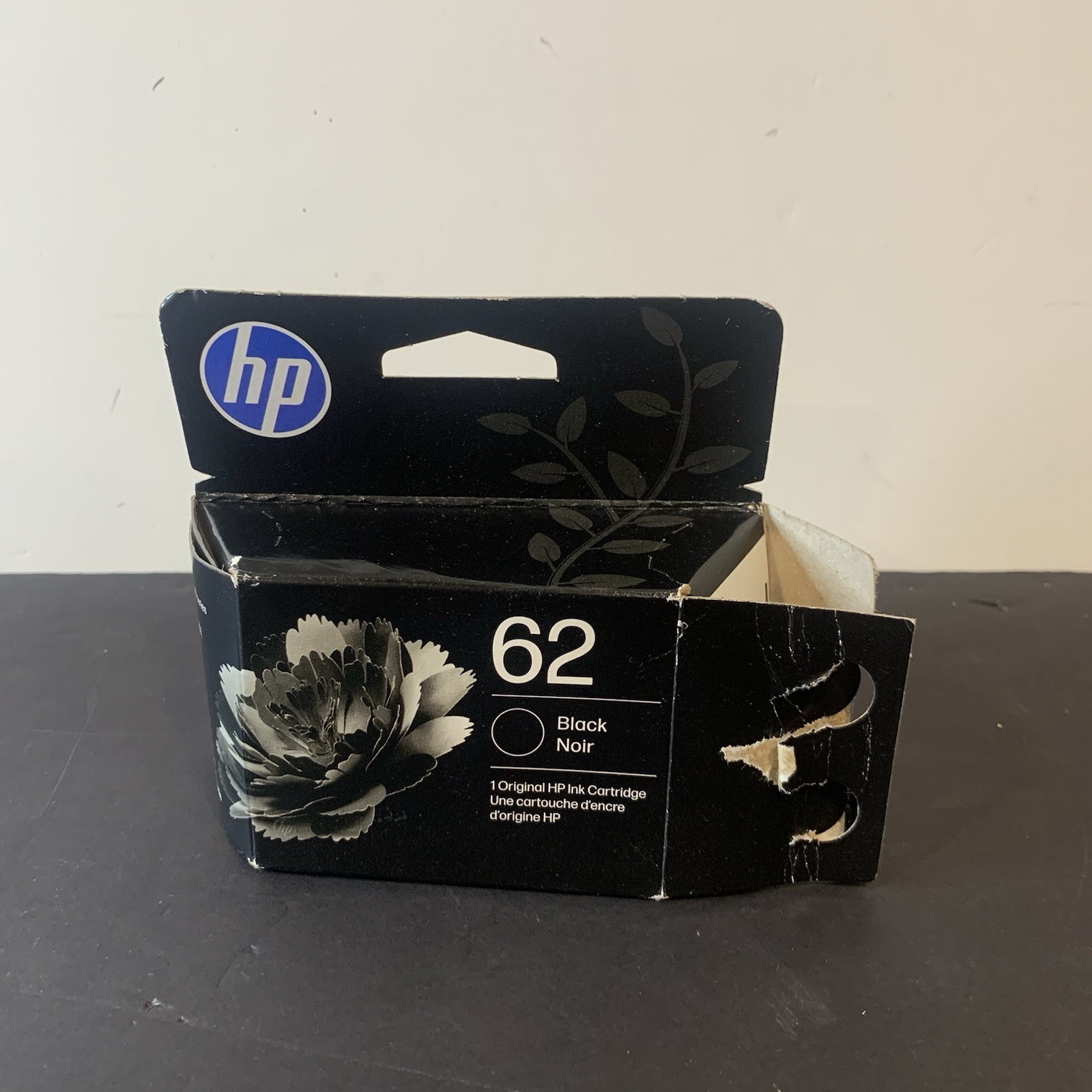 HP 62 Black Ink Cartridge C2P04A Exp: 01/28