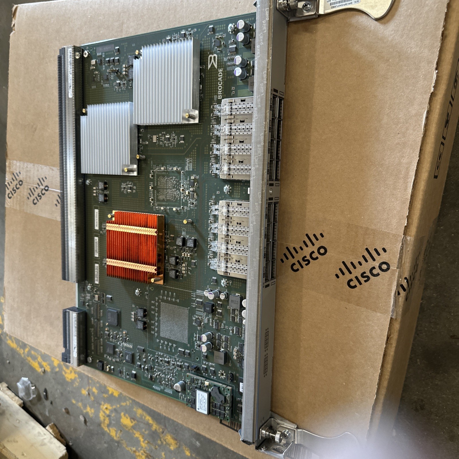 60-1002054-12  BROCADE BLADE MODULE DCX CR16-8 EMC