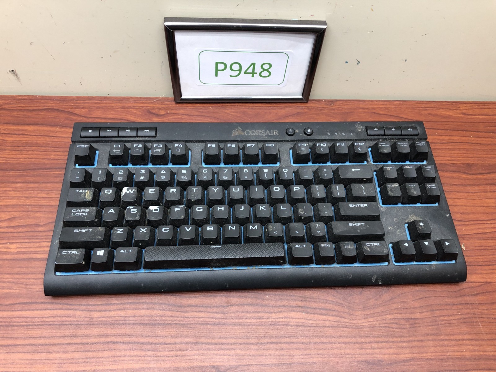 Corsair K63 Wireless RGP0045 Bluetooth Mechanical Gaming Keyboard