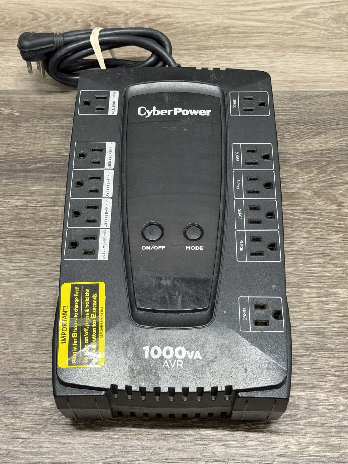 CyberPower 1000VA UPS Battery Backup Surge Protector 12 Outlet LE1000DG