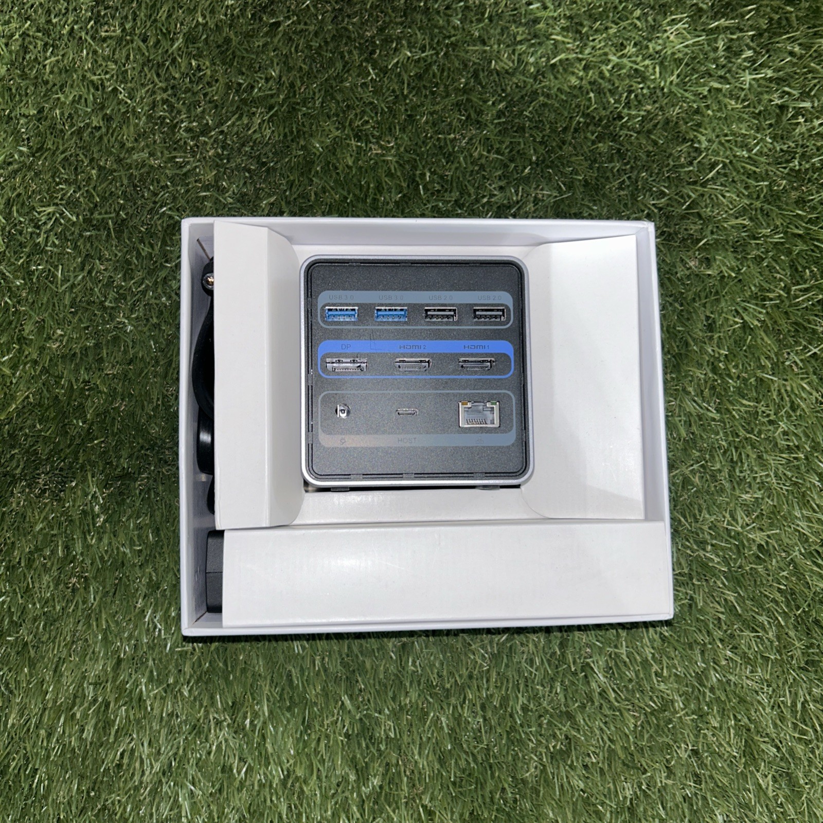 Tobenone UDS032 USB C Docking Station.
