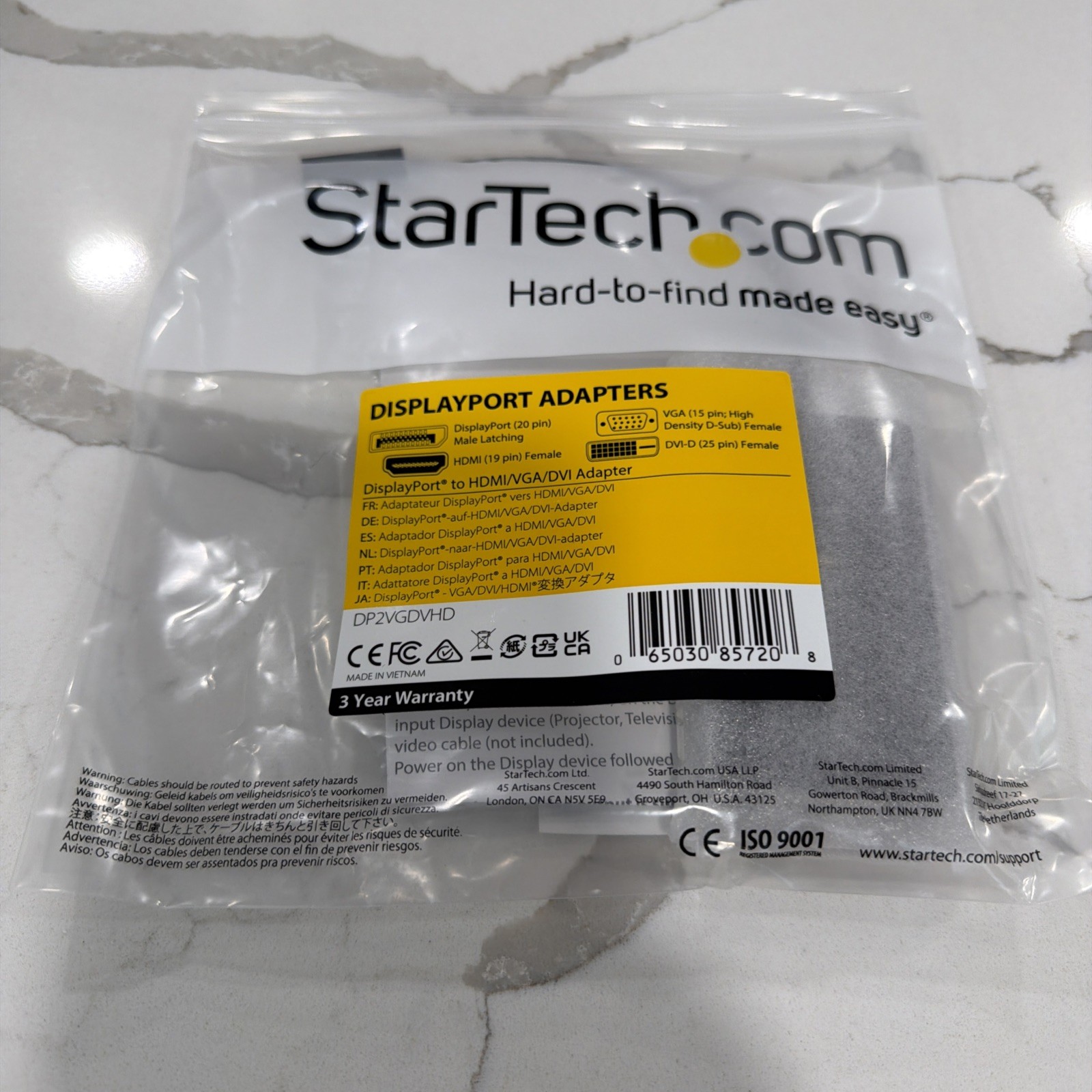 StarTech.com Travel A/V adapter: 3-in-1 DisplayPort to VGA DVI or HDMI converter