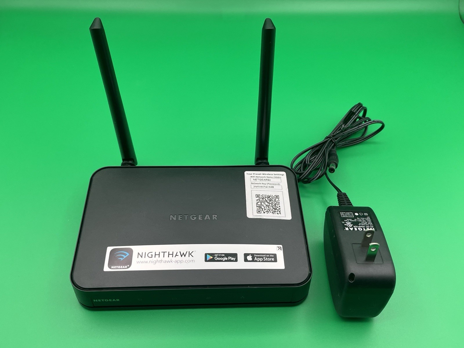 NETGEAR Nighthawk R6020 AC750 Dual-Band Wi-Fi Router 750Mbps 4 LAN Black