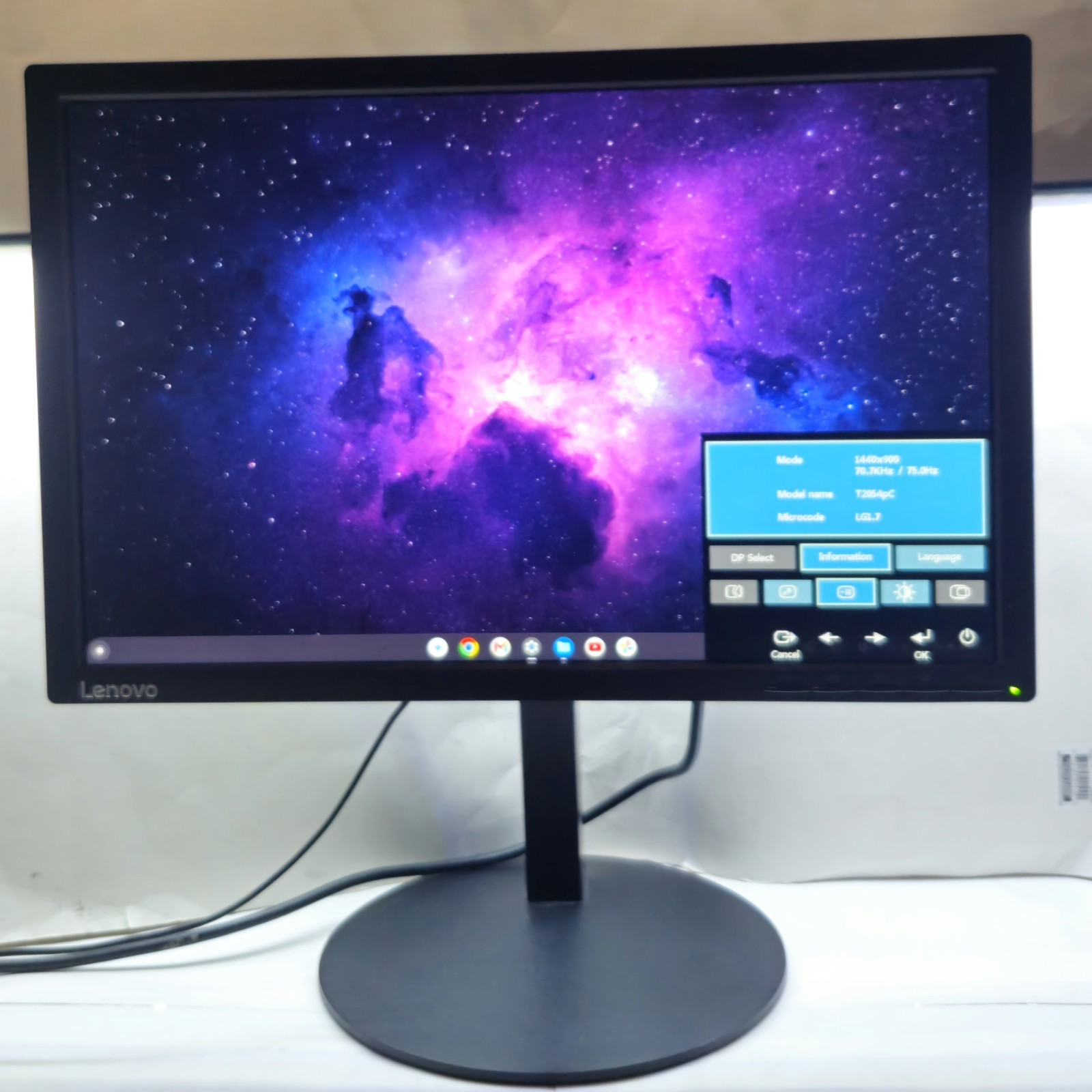 Lenovo ThinkVision T2054p 19.5" Widescreen IPS LED Monitor 1440x900 VGA DP HDMI