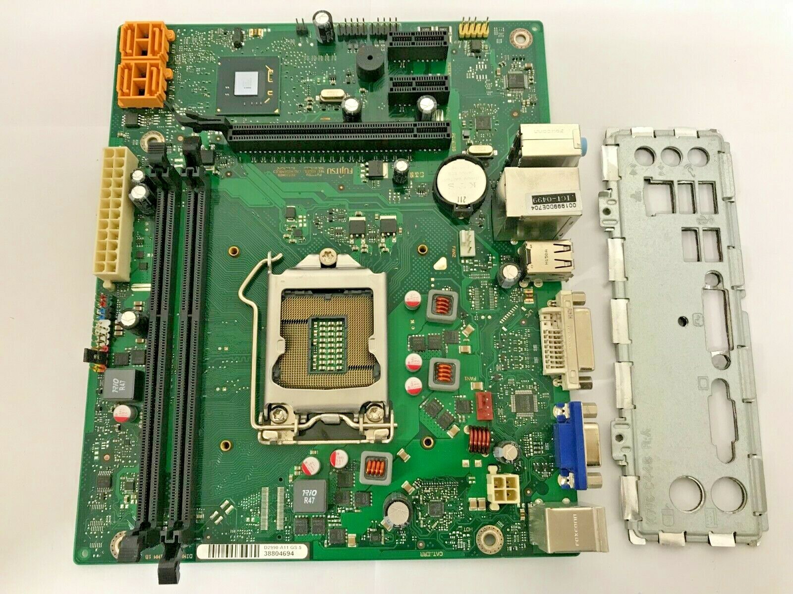 Fujitsu D2990-A11 GS5 DDR3 - microATX - Socket 1155 - with I/O Shield #M287