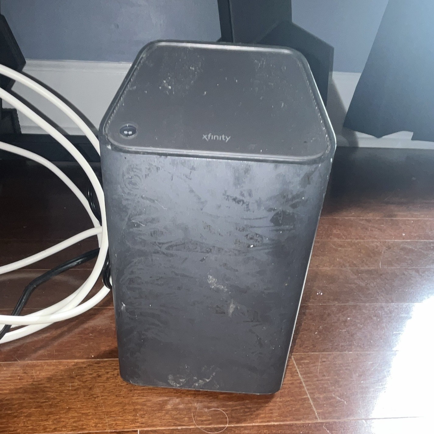 XFINITY xFi Gateway XB6-T DOCSIS 3.1 Cable Modem Router Dual-Band Black