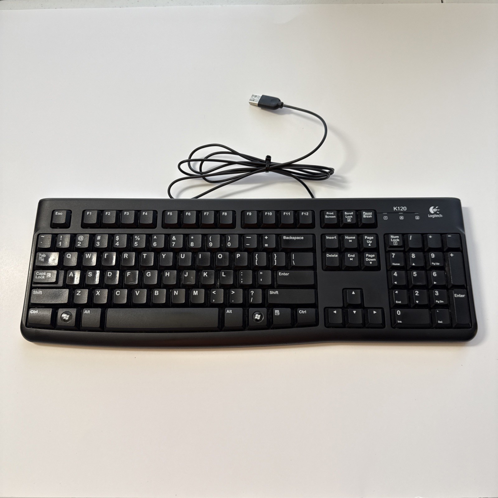Logitech K120 Black USB Wired Computer Keyboard Y-U0009 Standard Qwerty