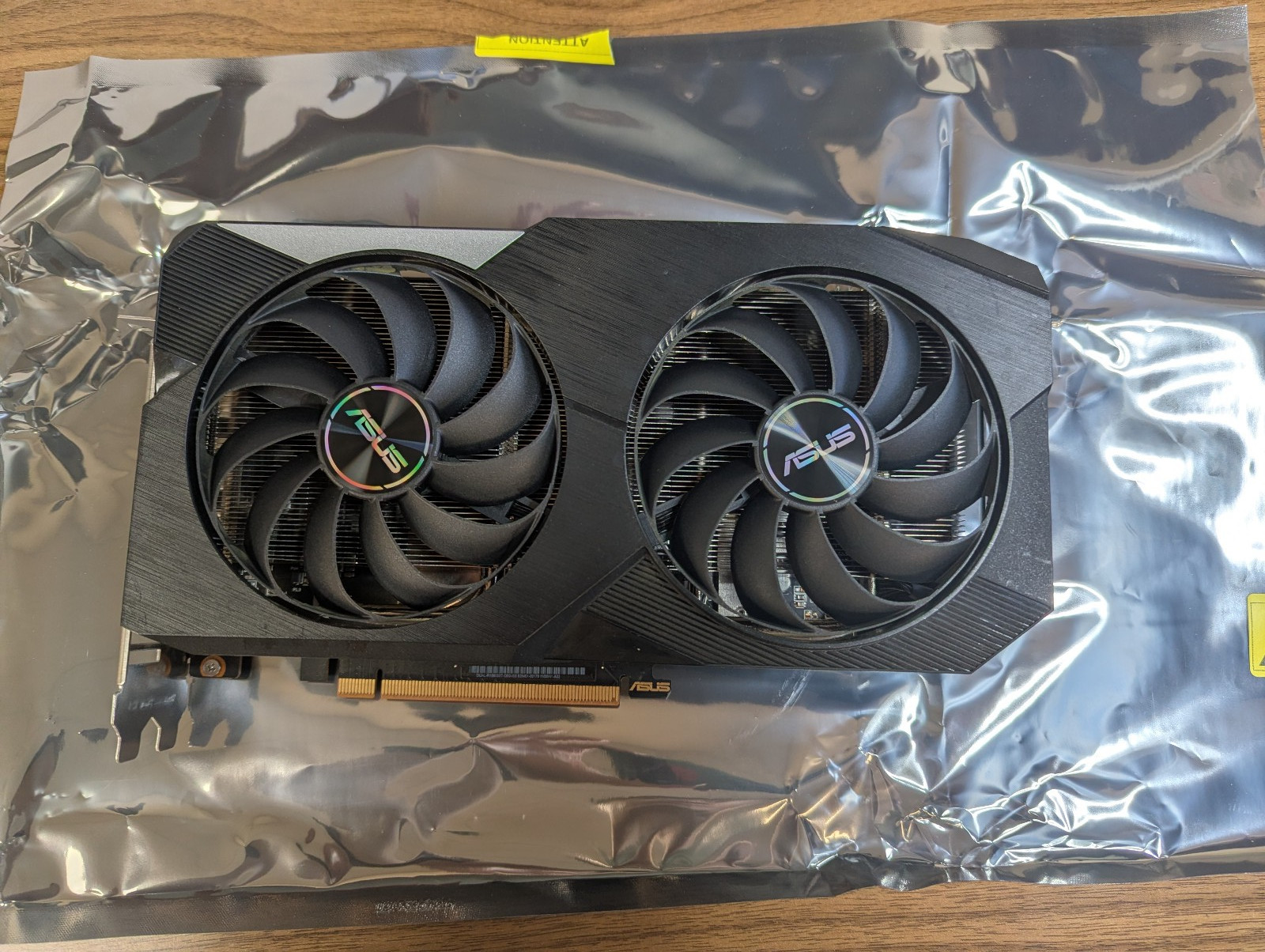 ASUS DUAL RX 6600 XT OC 8GB | Some Cosmetic Imperfections | Refurbished