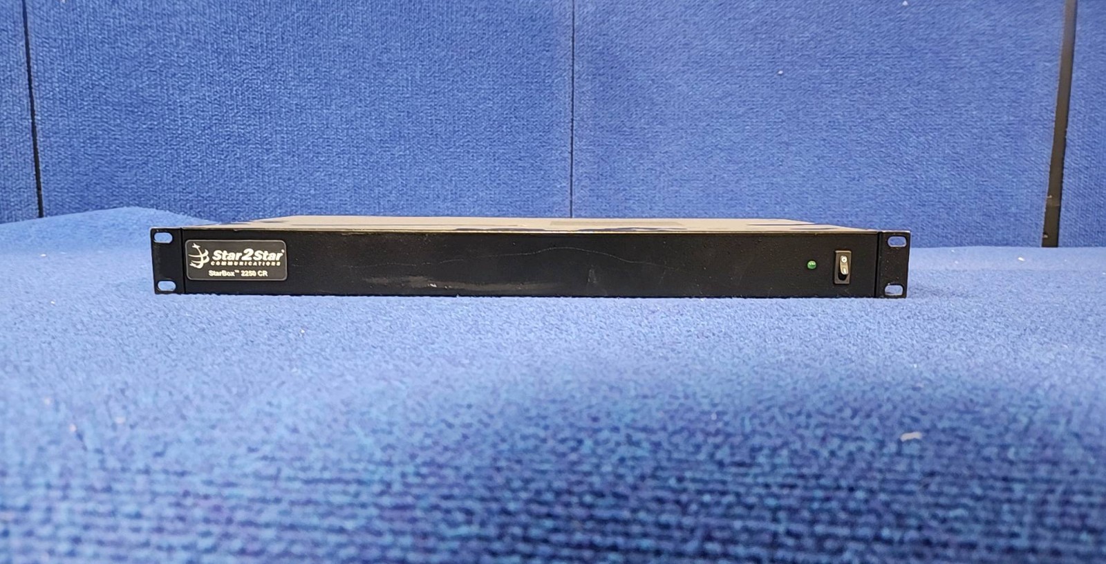 Star2star Communications StarBox 2250CR no cables