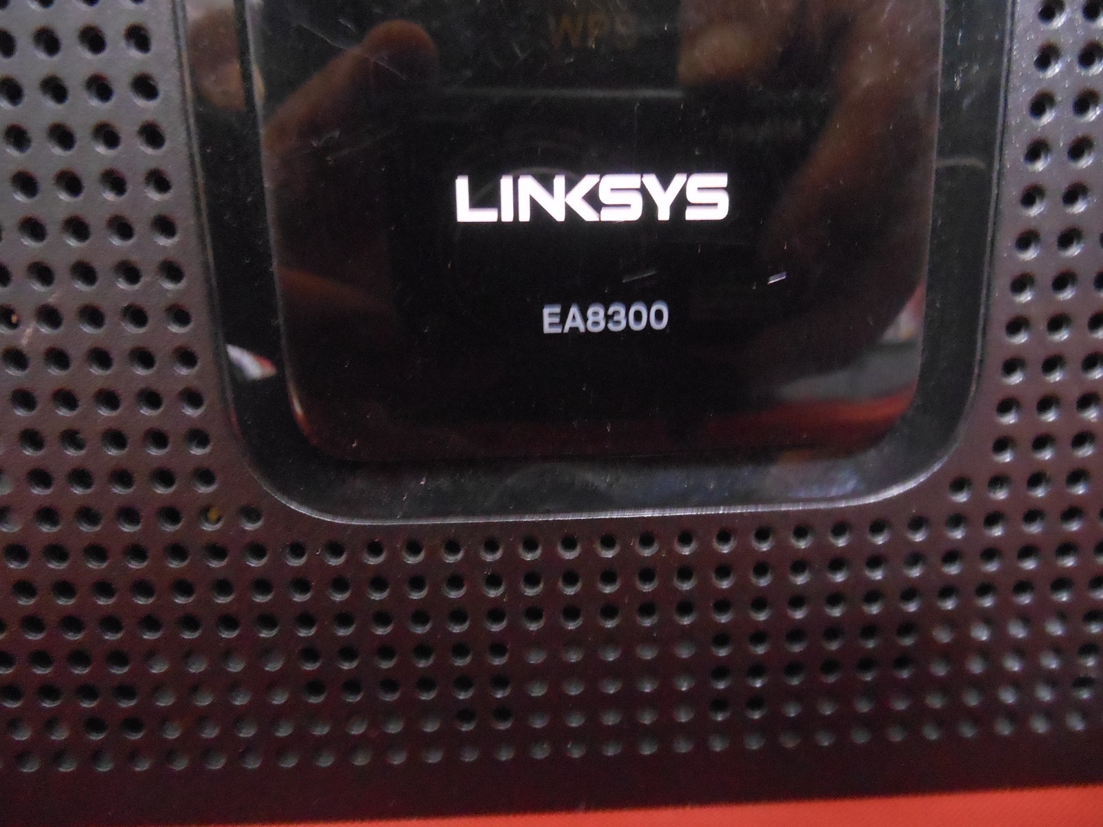 LINKSYS RE 6500HG LINKSYS EA8300 (LOT OF 2)