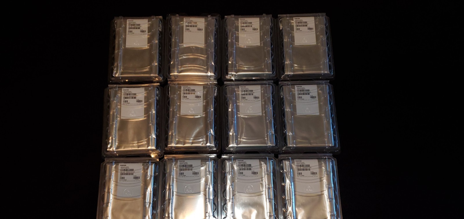 Toshiba 4TB Enterprise SAS 12Gb/s 3.5" MG04SCA40EE