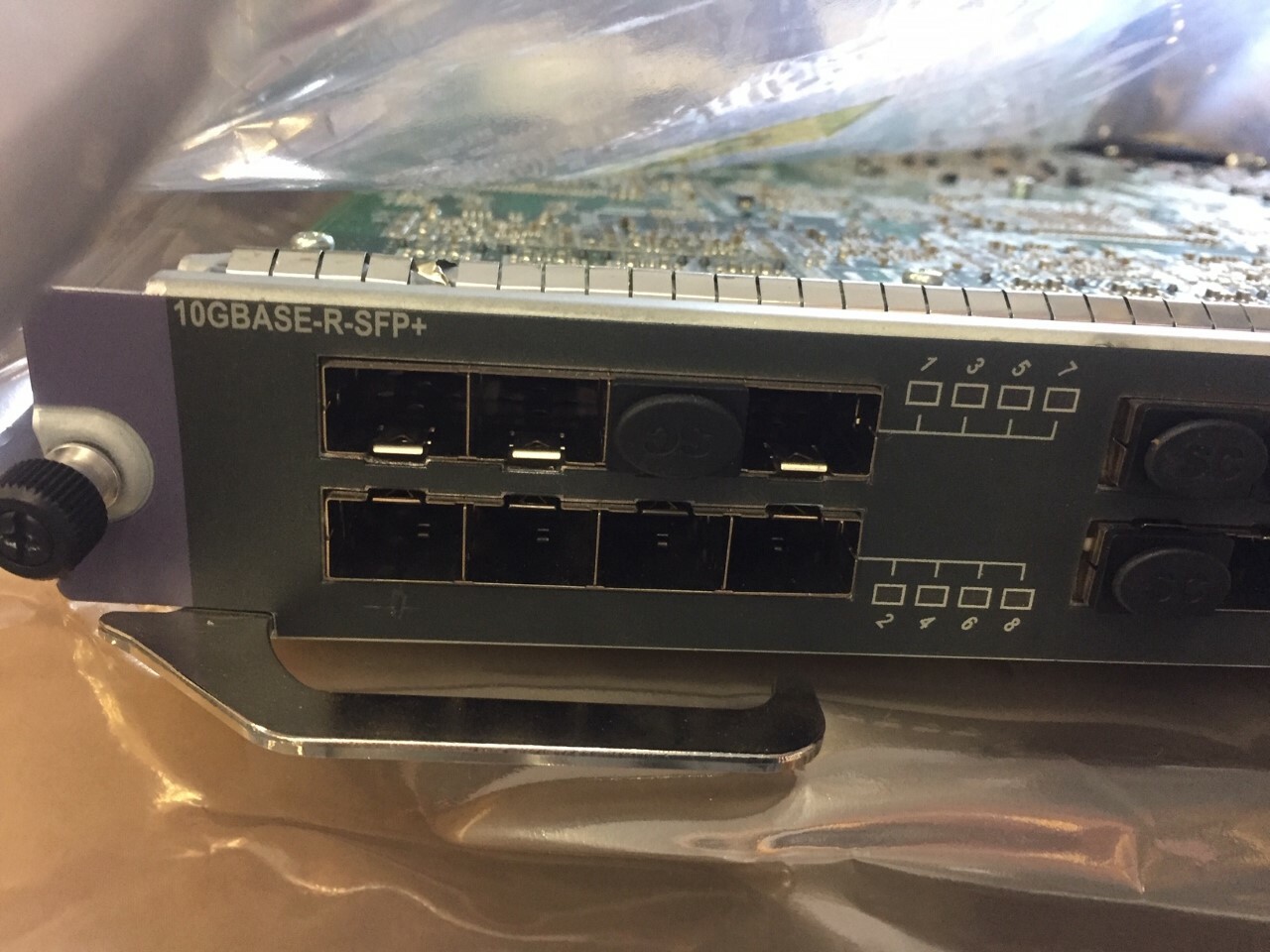 JC064A HP A12500 32-port 10-GbE SFP+ LEB module