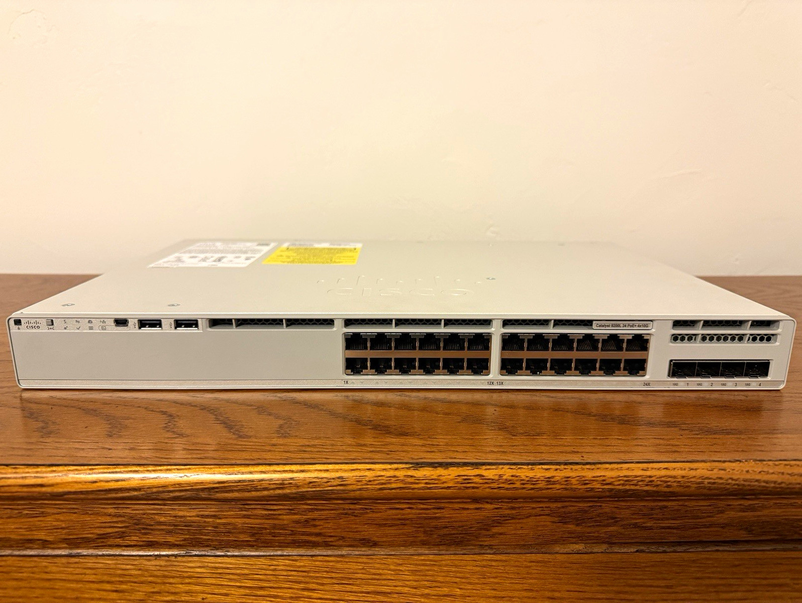 Cisco C9200L-24P-4X-E Catalyst 9200L 24-Port PoE+ 4x10G SFP+ Tested