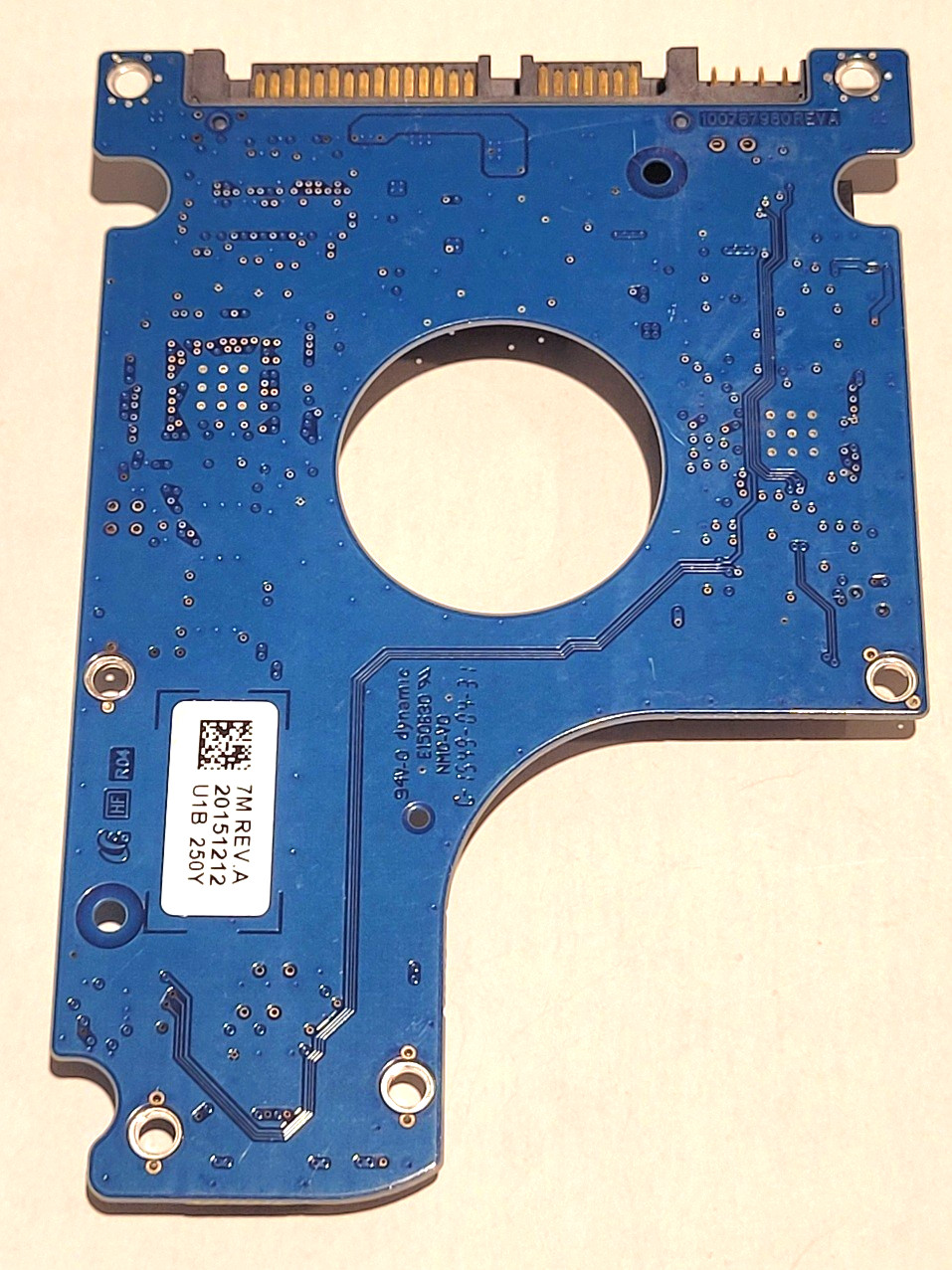 PCB ONLY 100767980 REV A QR: 7M REV. A  2.5" SATA from ST2000LM003 SEAGATE I-227