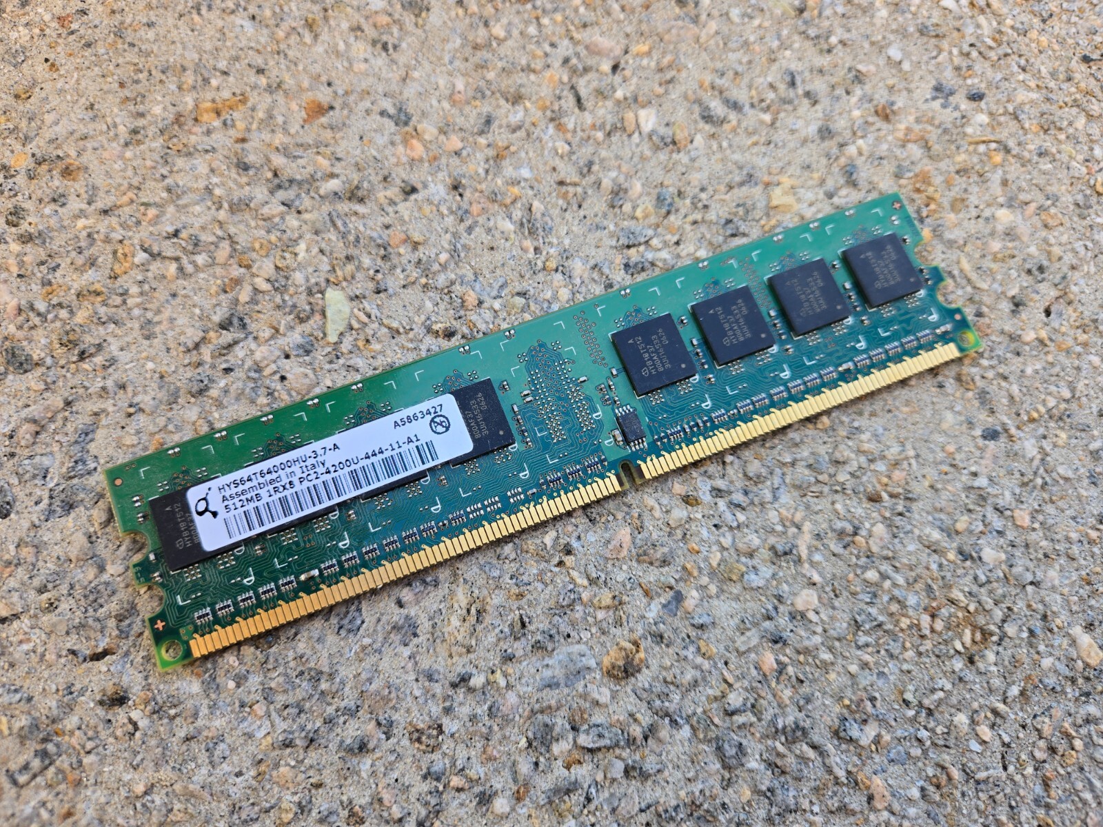 HYNIX HYS64T64000HU-3.7-A 512MB 1Rx8 PC2-4200U-444-11-A1 Memory RAM